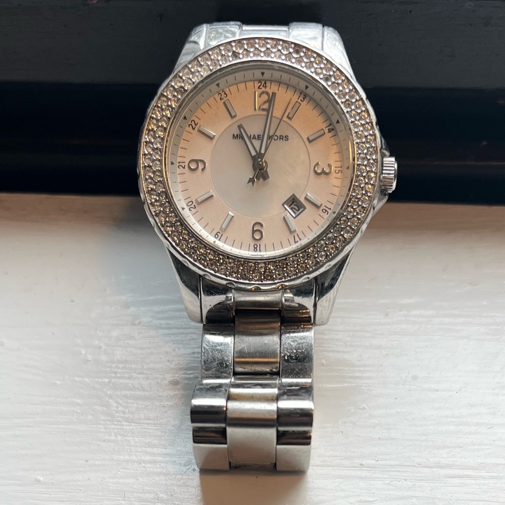 Silver Watch - “Diamond” Jewels